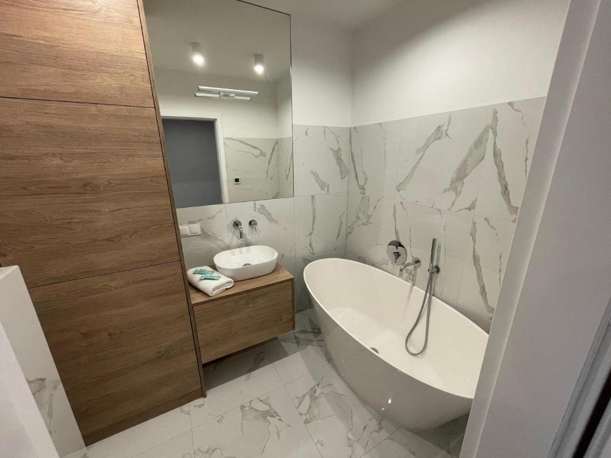 High Standard Apartment Гдиня Екстер'єр фото